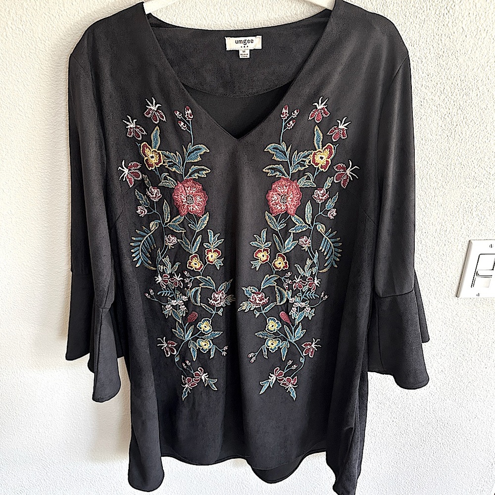 Umgee Floral Embroidered Mini Dress in Black with Bell Sleeves Women's Medium